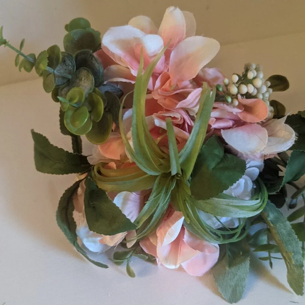 NWT Farmhouse Wedding Sm Pink Faux Floral Succulent Bouquet Gift Summer Decor